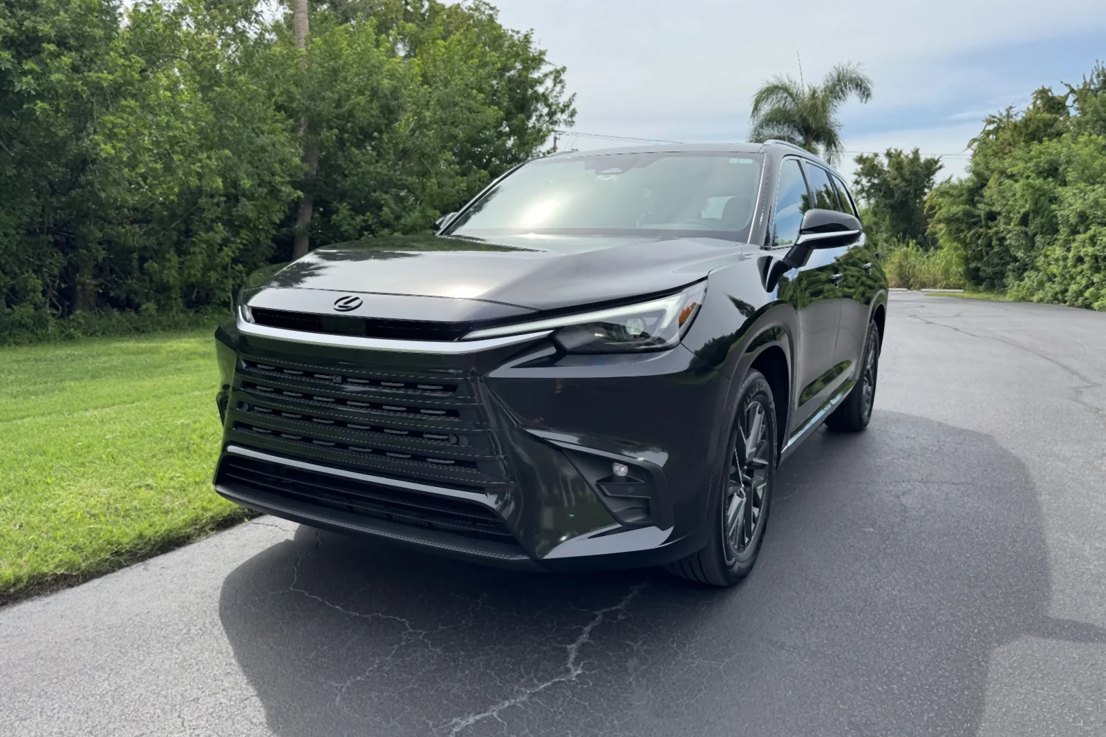 JAX Limo Service Jacksanville lexus SUV