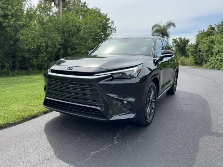 Lexus JAX Limo Service Jacksonville fleet